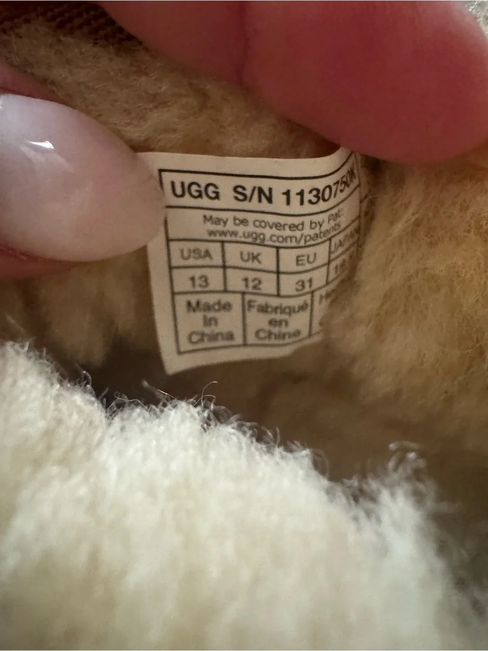 UGG Kids Chestnut Shearling-Lined Booties